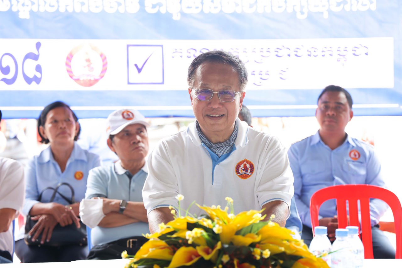 ថ្ងៃទី៦ នៃយុទ្ធនាការឃោសនារកសំឡេងឆ្នោត ឯកឧត្តម ប៉ាន សូរស័ក្តិ អំពាវនាវប្រជាពលរដ្ឋ អញ្ជើញទៅបោះឆ្នោតឱ្យបានគ្រប់ៗគ្នា និងគូសលើសន្លឹកឆ្នោតឱ្យបានត្រឹមត្រូវ