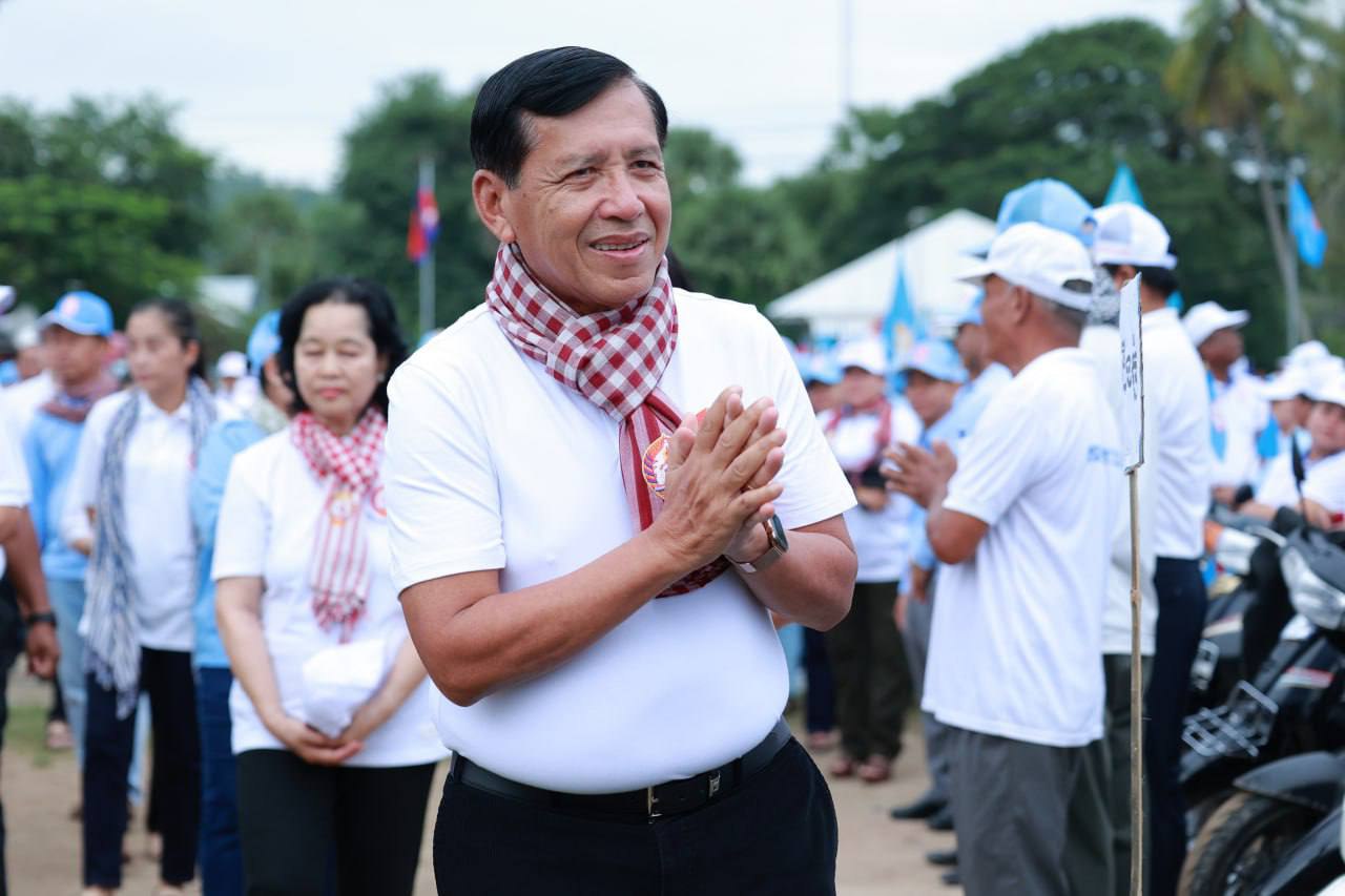 ឯកឧត្តម ព្រុំ សុខា ដឹកនាំយុទ្ធនាការទ្រង់ទ្រាយធំ ក្នុងស្រុកបាភ្នំជាមួយអ្នកចូលរួមប្រមាណ៦០០០នាក់