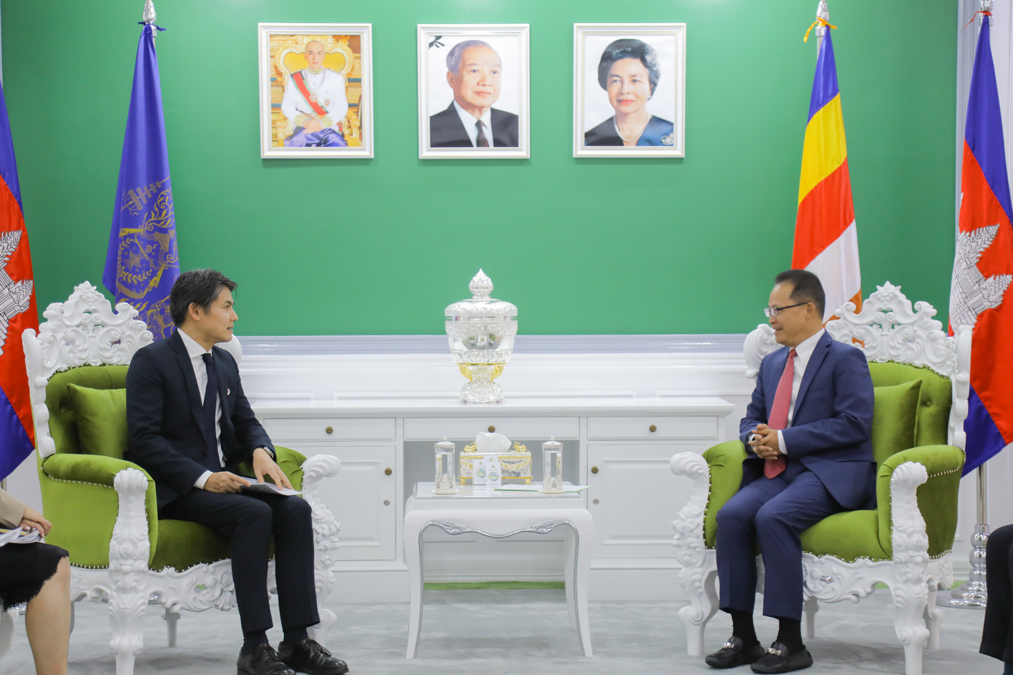 ក្រសួងបរិស្ថាន និងតំណាង JICA ប្រចាំនៅកម្ពុជា បន្តពង្រឹងកិច្ចសហប្រតិបត្តិការជួយគ្នាទៅវិញទៅមក ឱ្យកាន់តែជិតស្និទ្ធបន្ថែមទៀត