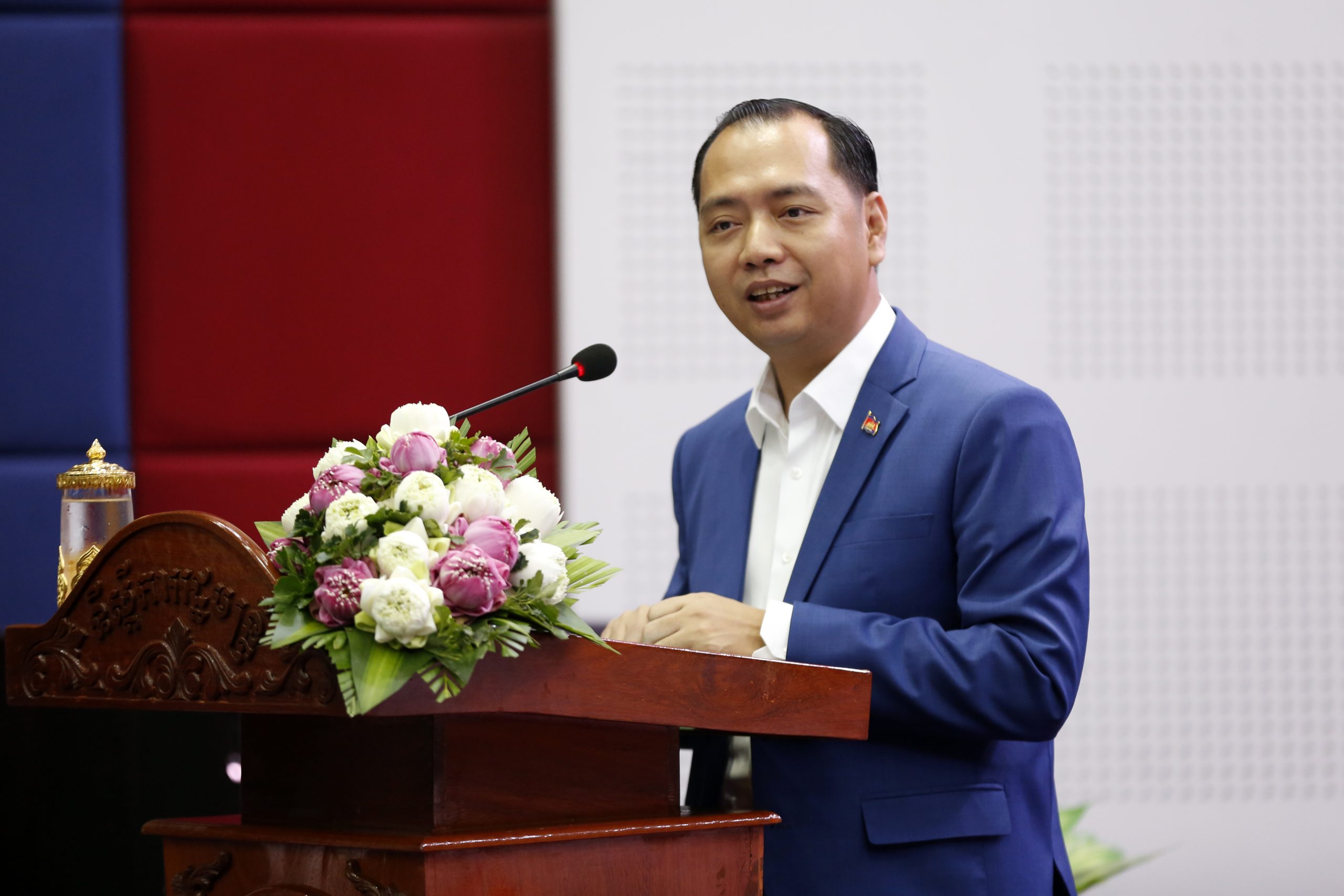 ឯកឧត្តម នេត្រ ភក្រ្តា៖ ការផ្តល់ងារជាទីប្រឹក្សាគឺជា ការផ្តល់នូវកិត្តិយសដល់អ្នកជំនាន់មុនដែលលះបង់គ្រប់បែបយ៉ាង តស៊ូរហូតមក ពេលនេះដើម្បីផលប្រយោជន៍ប្រទេសជាតិនិងប្រជាជន