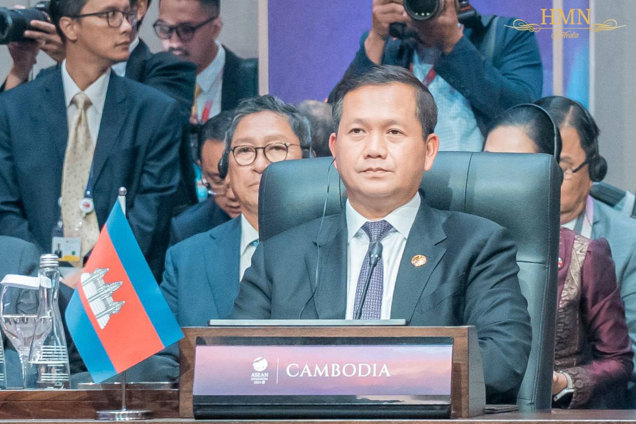 ឯកឧត្តម ប៉ែន បូណា៖ សម្តេចធិបតី ហ៊ុន ម៉ាណែត តារារះចិញ្ចាចចញ្ចែង លើឆាកអាស៊ាន និងកំពុងឆក់ទាញបេះដូងពលរដ្ឋខ្មែរ