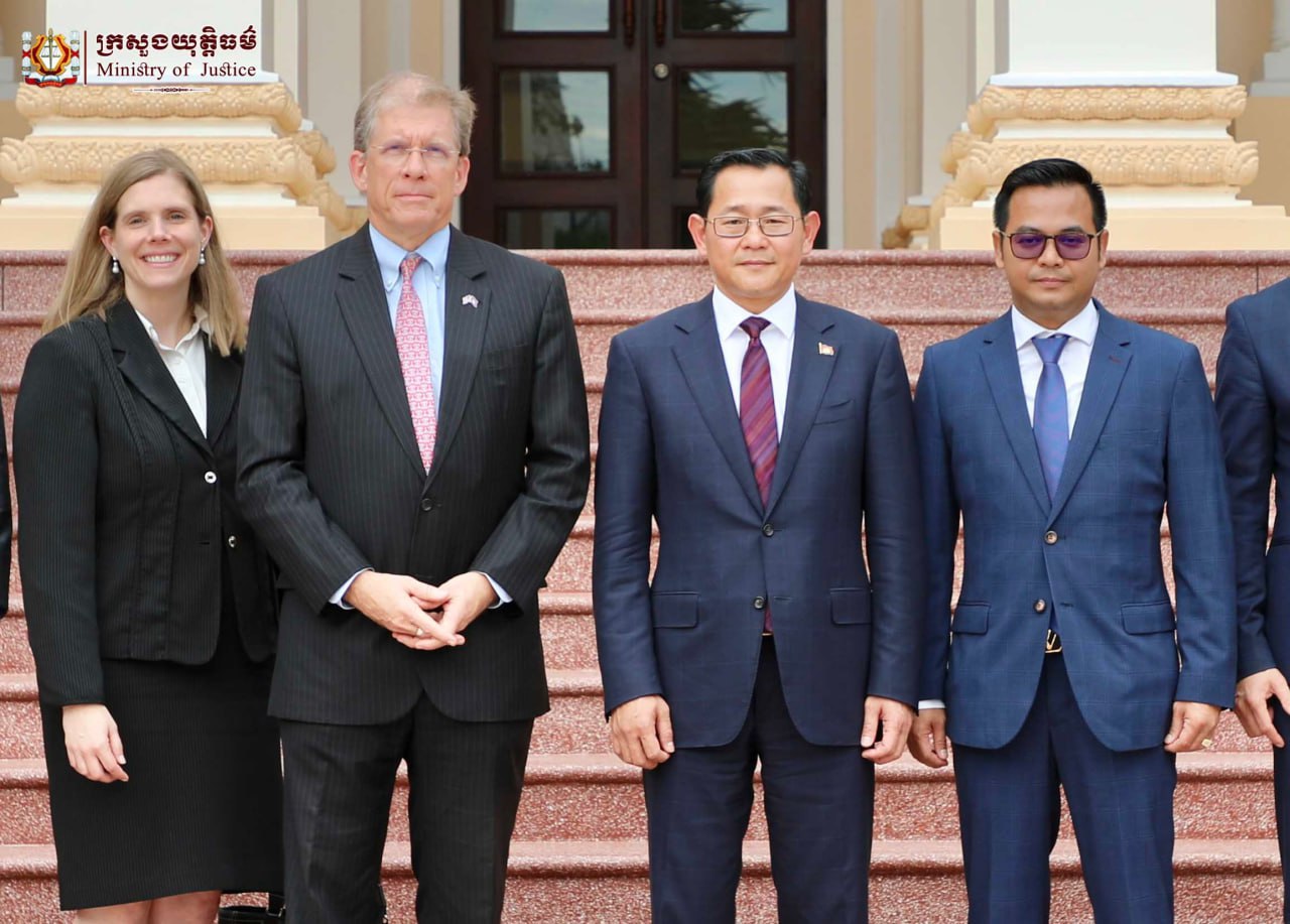 កម្ពុជា-អាមេរិក ប្តេជ្ញាបន្តពង្រឹងកិច្ចសហប្រតិបត្តិការផ្នែកច្បាប់ និងយុត្តិធម៌ជាពិសេសជាមួយរដ្ឋាភិបាលថ្មី