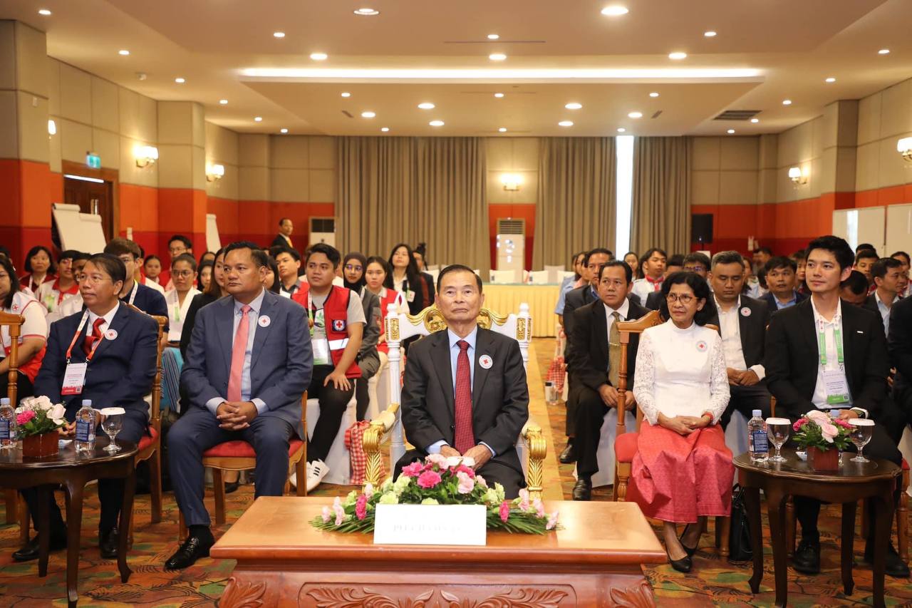 វេទិកាយុវជនលើកទី២ នៃសមាគមជាតិកាកបាទក្រហម និងអឌ្ឍចន្ទក្រហម ភូមិភាគអាស៊ីអាគ្នេយ៍ ដែលកាកបាទក្រហមកម្ពុជា ធ្វើជាម្ចាស់ផ្ទះ បានចាប់ផ្តើម ដំណើរការហើយ