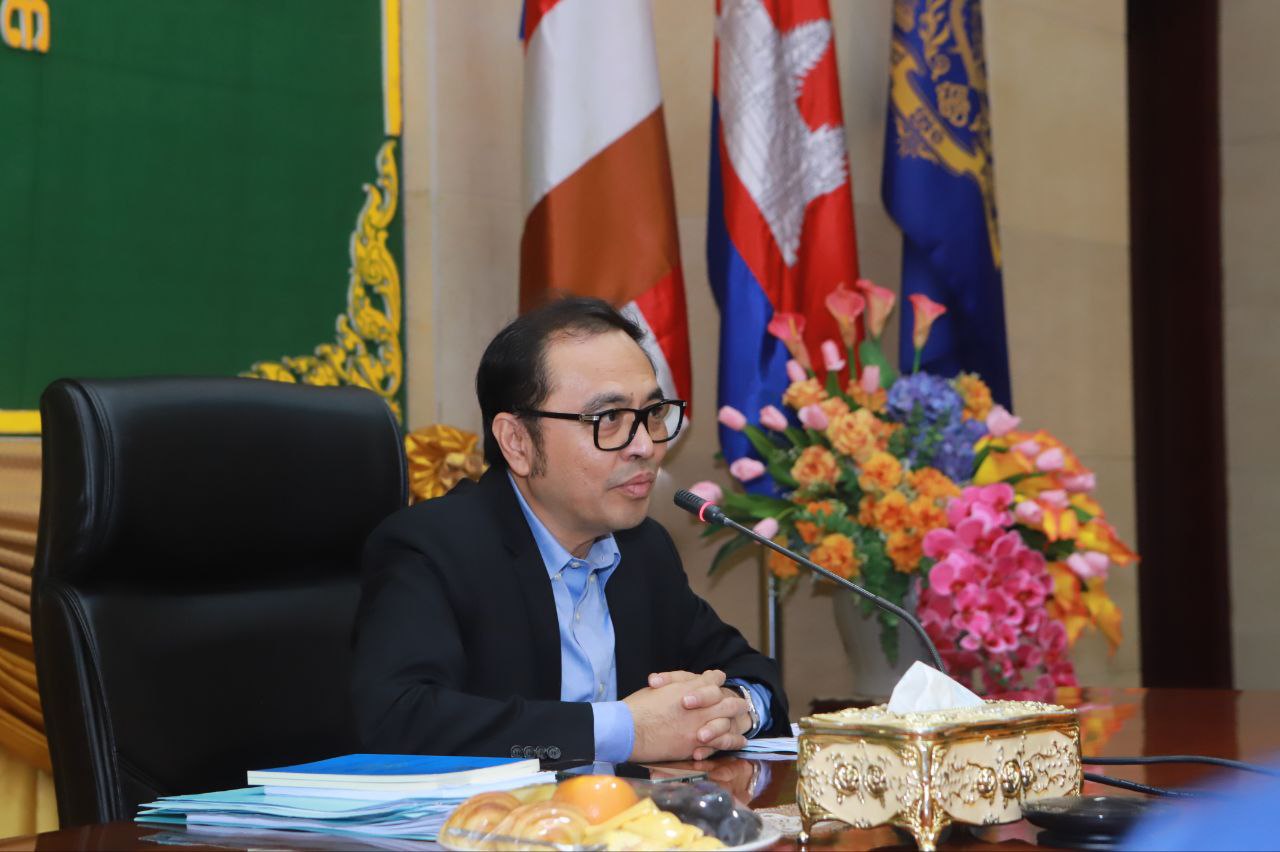 ឯកឧត្តម វង្សី វិស្សុត៖ ក្រុមប្រឹក្សាអ្នកច្បាប់ដើរតួនាទីសំខាន់ណាស់ ក្នុងការពង្រឹងប្រសិទ្ធភាពនៃការអនុវត្តច្បាប់ ដើម្បីអភិបាលកិច្ចល្អ នីតិរដ្ឋ សន្តិសុខគតិយុត្ត សង្គតិភាព និងការបម្រើវិស័យសាធារណៈ