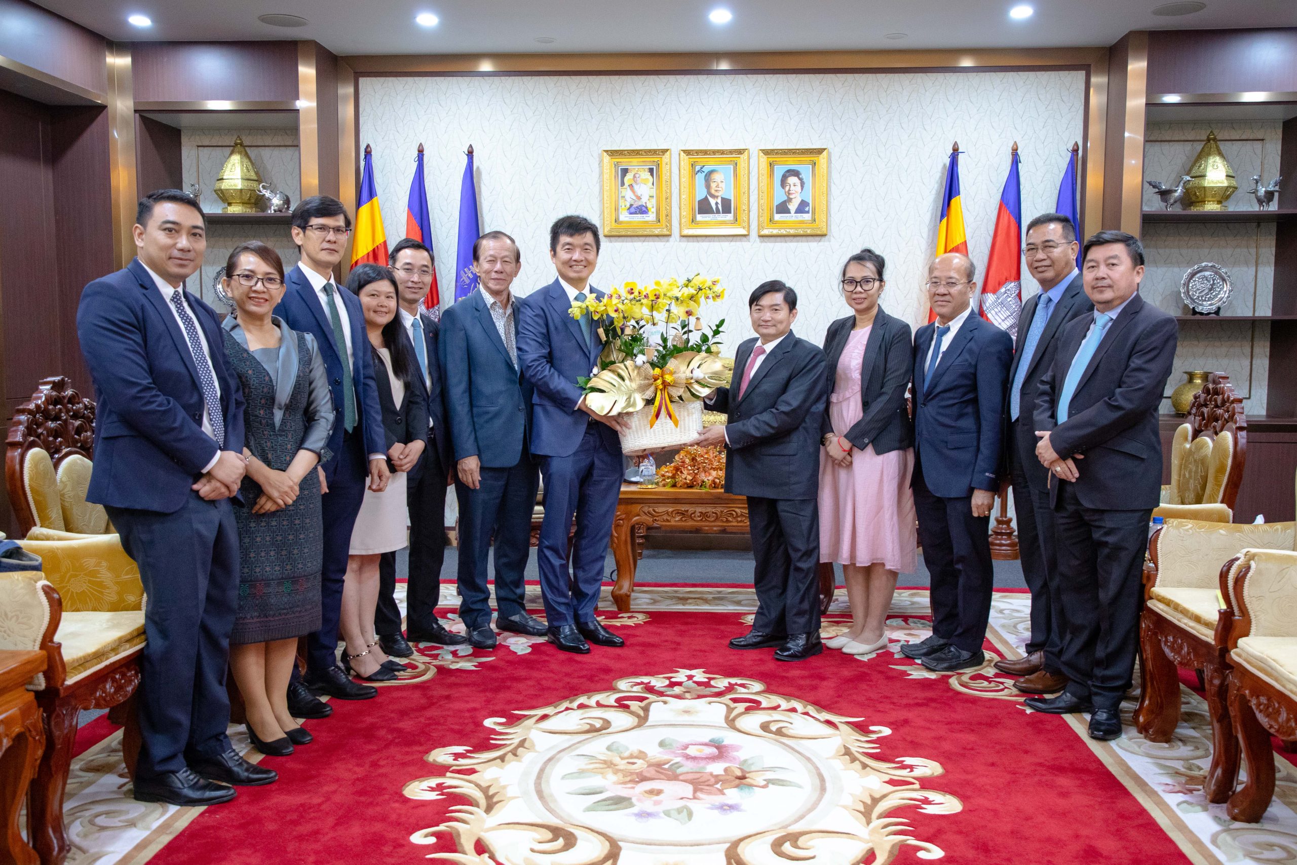 រដ្ឋមន្ត្រីក្រសួងសការងារ និងសហព័ន្ធនិយោជក និងសមាគមពាណិជ្ជកម្មកម្ពុជា ឯកភាពពង្រឹងសមត្ថភាពជំនាញបច្ចេកទេសដល់បុគ្គលិក