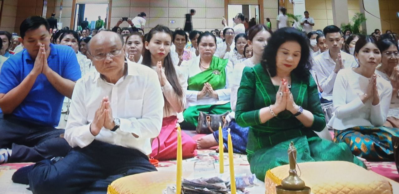 ថវិការប្រមាណ៦០-៧០លានដុល្លា នឹងត្រូវយកទៅសាងសង់ ព្រះពុទ្ធប្បដិមាកម្ពស់១០៨ម៉ែត្រនិងព្រះពុទ្ធប្បដិមា៨ម៉ឺន៤ពាន់អង្គទៀតនៅលើភ្នំបូកគោ
