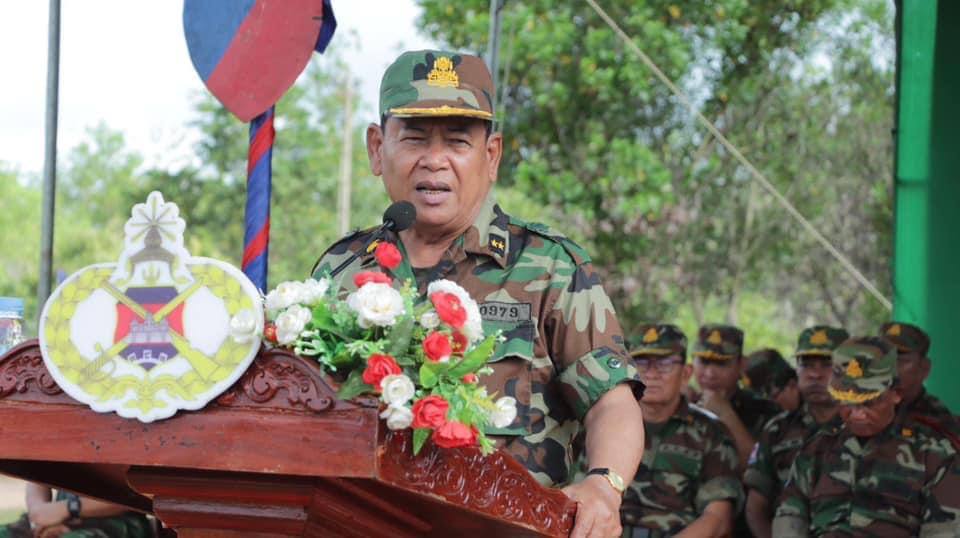 មេបញ្ជាការសឹករងខេត្តកំពង់ធំ ប្រាប់កងកម្លាំងទាំងអស់ ឱ្យត្រៀមអន្តរាគមន៍ សង្គ្រោះពលរដ្ឋ ខណៈទឹកជំនន់ កំពុងគំរាមគំហែង