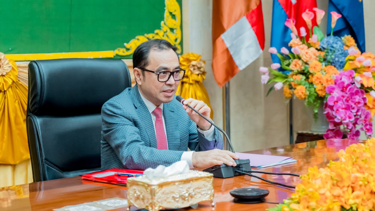 កិច្ចប្រជុំពង្រឹងភាពជាអ្នកដឹកនាំ លើកកម្ពស់គុណភាព ប្រសិទ្ធភាព និងសមិទ្ធកម្មការងារ របស់ ក្រុមប្រឹក្សា សេដ្ឋកិច្ច សង្គមកិច្ច និងវប្បធម៌