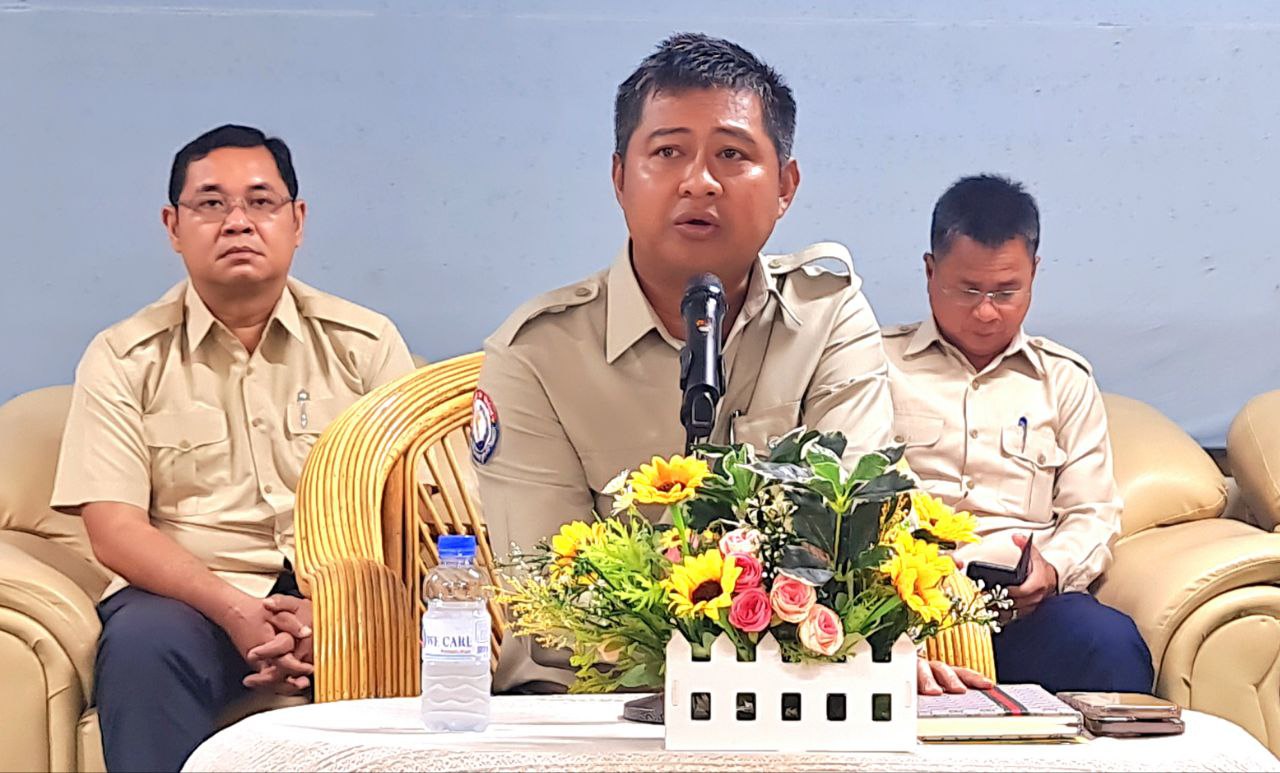 អ្នកប្រកបរបរ រត់ម៉ូតូកង់បី (Pass-App) ១២០នាក់ បានទទួលការបណ្ដុះបណ្ដាលច្បាប់ចរាចរណ៍ផ្លូវគោក ពីមន្ទីរសាធារណការខេត្តបាត់ដំបង