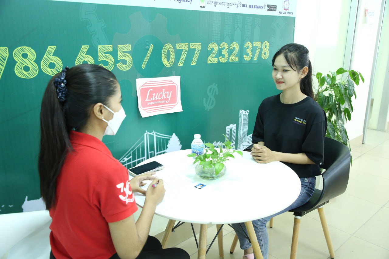 យុវជន ១៣១ នាក់ទទួលបានលទ្ធផលល្អពីការដាក់ពាក្យ និង សម្ភាសការងារនៅក្នុងវេទិកាការងាររបស់ ទីភ្នាក់ងារជាតិមុខរបរ និងការងារ