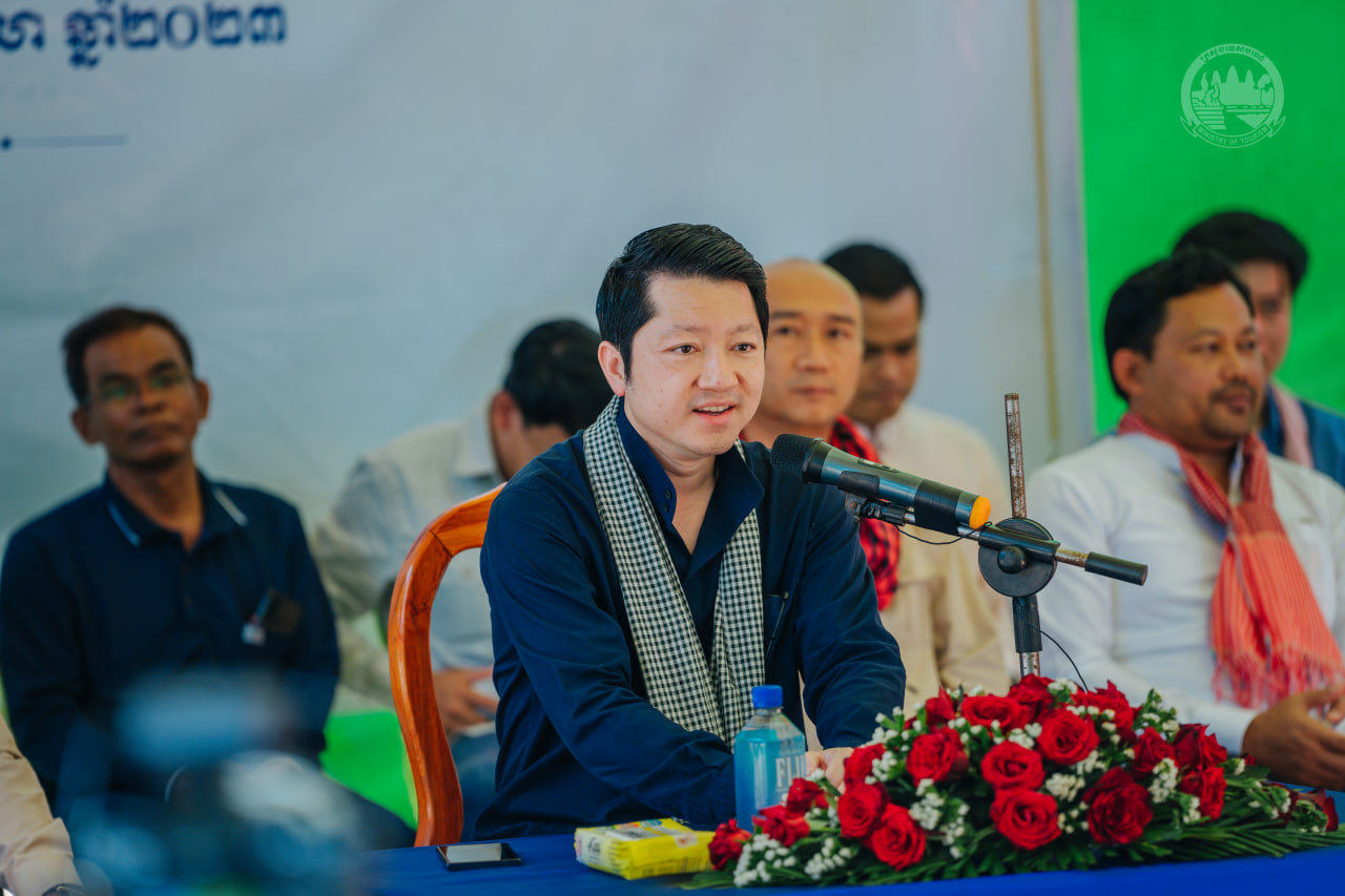 ឯកឧត្តម សុខ សូកេន ស្នើឱ្យផ្នែកឯកជន និងភាគីពាក់ព័ន្ធ បន្តជួយផ្សព្វផ្សាយ និងរៀបចំកញ្ចប់ខ្សែទស្សនកិច្ចមកកាន់សហគមន៍ទេសចរណ៍ធម្មជាតិកំពង់ភ្លុក