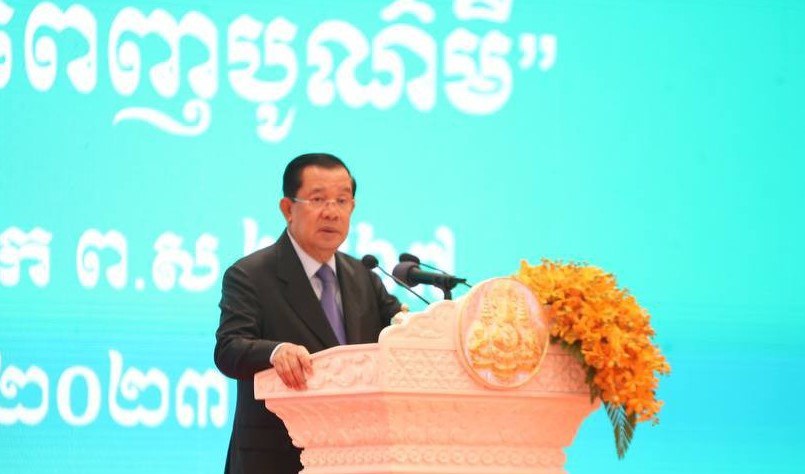 សម្ដេចតេជោ ហ៊ុន សែន៖ ក្នុងតួនាទីជាប្រធានបក្សកាន់អំណាច សម្ដេច ក៏នៅតែមានឥទ្ធិពលនយោបាយ ទាំងក្នុងនិងក្រៅប្រទេស
