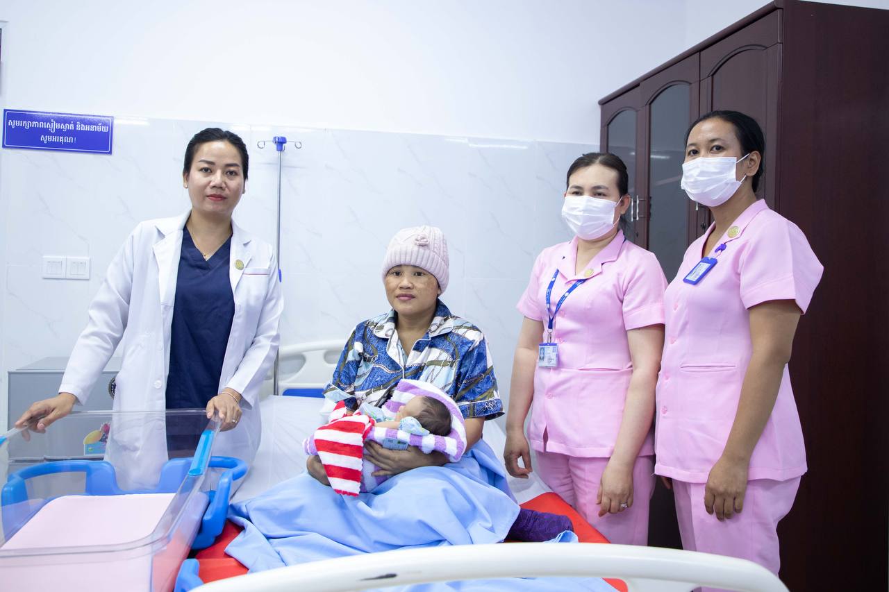 រយៈពេល ២ខែ មានស្ត្រី ជាង ៤ម៉ឺន ៣ពាន់នាក់ បានទៅពិនិត្យផ្ទៃពោះ និងសម្រាលកូន ដោយប្រើប័ណ្ណ ប.ស.ស.