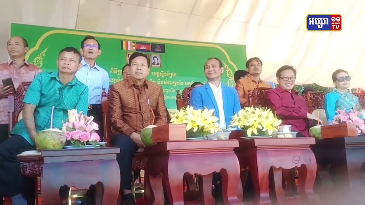 ខេត្តស្ទឹងត្រែងរៀបចំការប្រណាំងទូកង ដើម្បីសម្រាំងទុកប្រកួតក្នុងរាជធានី (Video Inside)