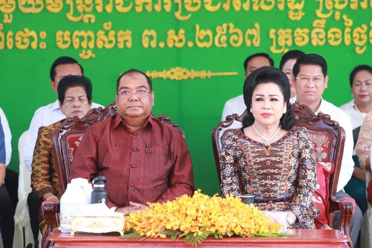 មន្ត្រីខុទ្ទកាល័យនាយរដ្ឋមន្ត្រី ចាត់ទុកអគារសិក្សាថ្មី ២ខ្នង នៃ សាលាបឋមសិក្សាវត្តត្រពាំងវែង ជាការលើកកំពស់វិស័យអប់ រំនៅកម្ពុជា