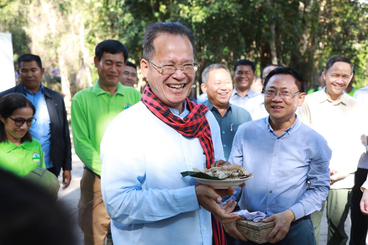 អភិវឌ្ឍសេដ្ឋកិច្ចមូលដ្ឋាន គឺជាជម្រើសរបរចិញ្ចឹមជីវិតដ៏ចាំបាច់ របស់ប្រជាពលរដ្ឋកំពុងរស់នៅក្នុងតំបន់ការពារធម្មជាតិ