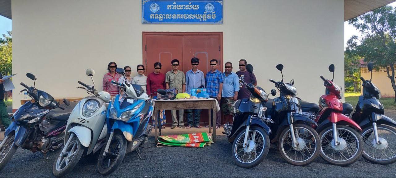ឃាត់ខ្លួនក្រុមអ្នកញៀនល្បែង ៩នាក់ និងវត្ថុតាងល្បែងមួយចំនួន នៅឃុំស្រអែម