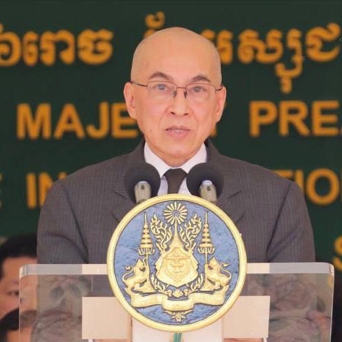 ព្រះមហាក្សត្រមានព្រះបន្ទូលលើកទឹកចិត្ត និងគាំទ្រឱ្យបន្តការអភិវឌ្ឍធនធានមនុស្សក្នុងវិស័យអភិរក្ស និងស្រាវជ្រាវរបស់កម្ពុជា