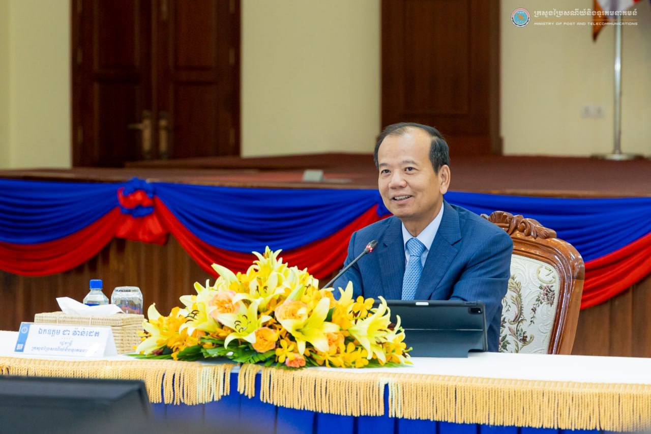 ឯកឧត្តរដ្ឋមន្ត្រី ជា វ៉ាន់ដេត បានទទួលជួបពិភាក្សាការងារជា មួយសមាគមសហគ្រិន វ័យក្មេងកម្ពុជា ផ្តោតជាសំខាន់លើកិច្ច សហប្រតិបត្តិការល្អ រវាងរដ្ឋនិងវិស័យឯកជន