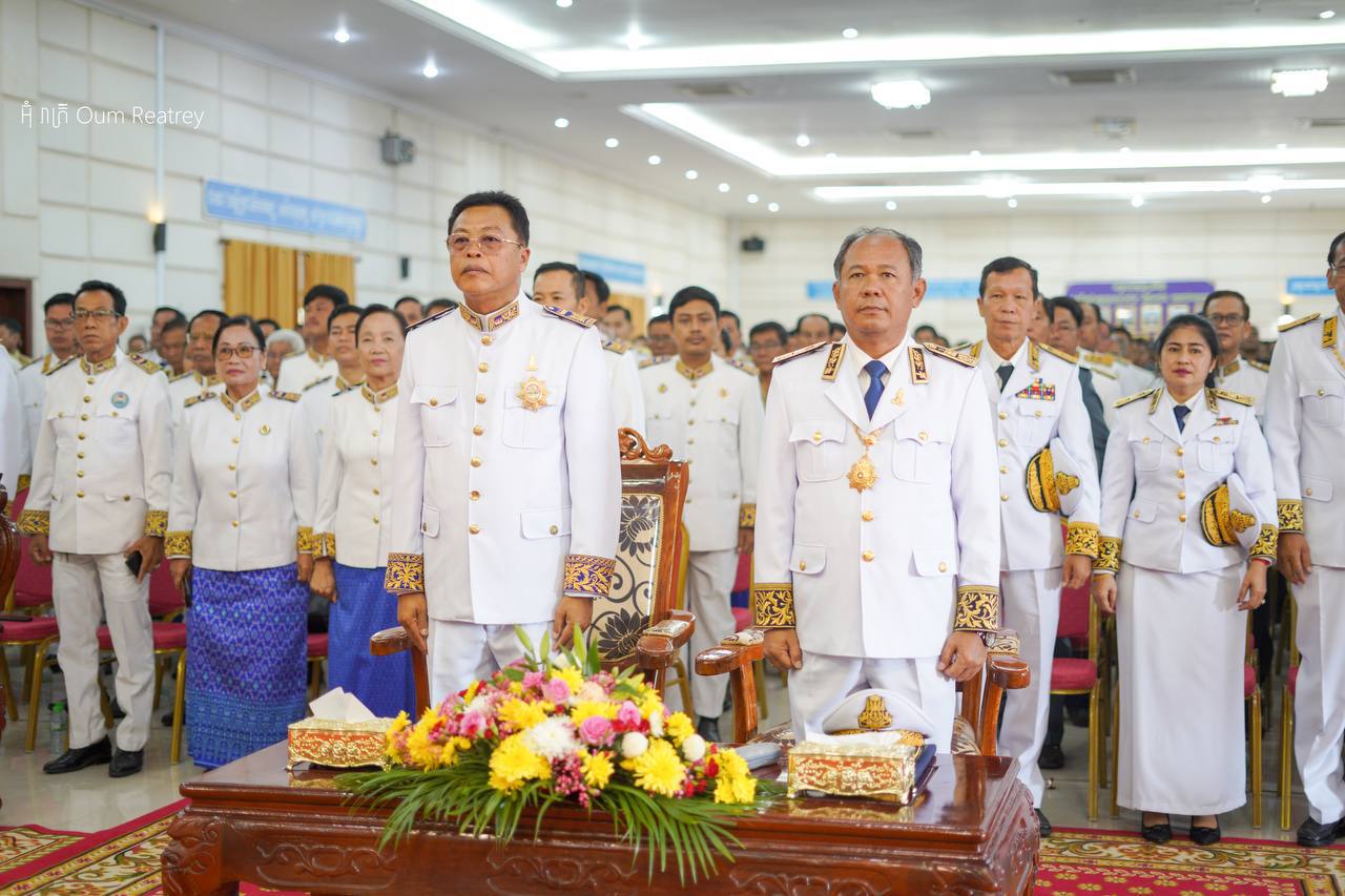 រដ្ឋបាលខេត្តបន្ទាយមានជ័យ ប្រារព្ធពិធីខួបអនុស្សាវរីយ៍លើកទី ៧០ នៃទិវាបុណ្យ ឯករាជ្យជាតិ ៩ វិច្ឆិកា និងទិវាកំណើតនៃកងយោធពលខេមរភូមិន្ទ