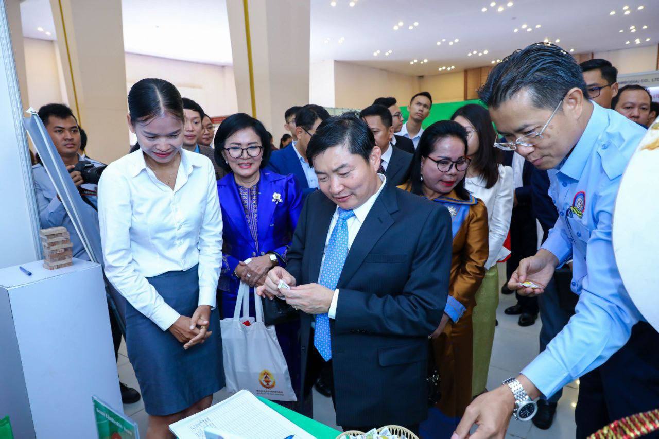 បេក្ខជនជាងពីរម៉ឺននាក់ដាក់ពាក្យស្វែងរកការងារធ្វើនៅក្នុងពិព័រណ៍ការងារ និងផលិតភាពជាតិឆ្នាំ២០២៣