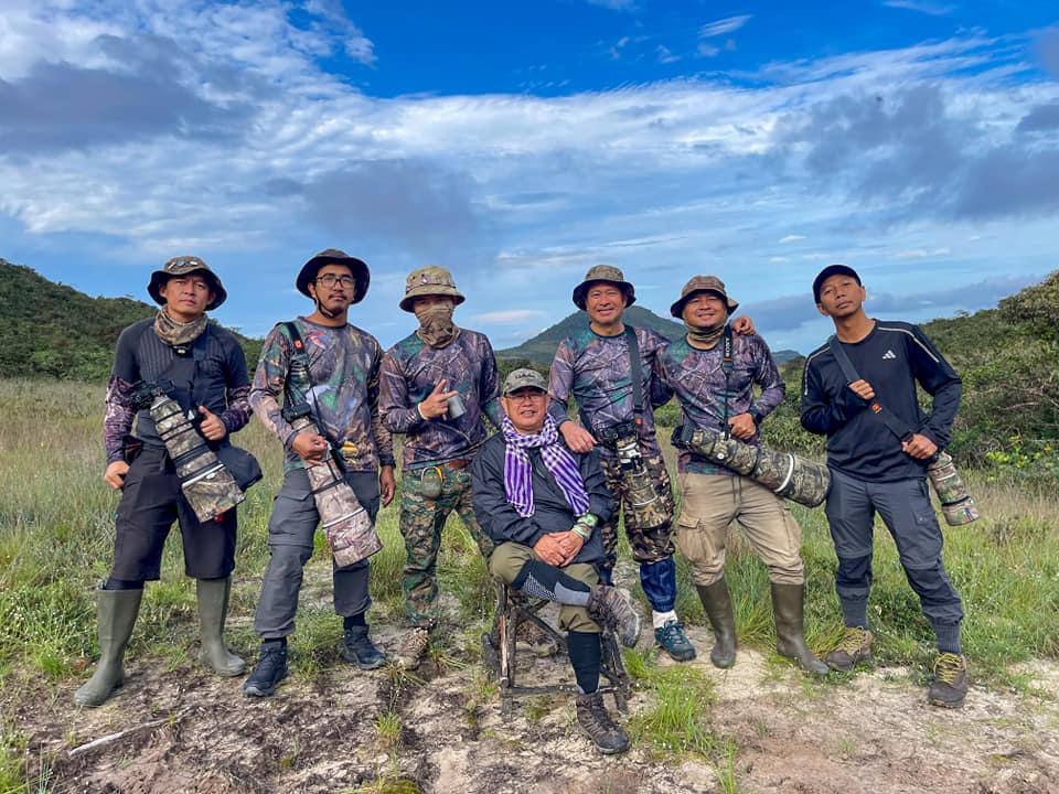 ក្រុមអ្នកប្រមាញ់រូបភាពជីវចម្រុះនៅកម្ពុជា៖ “ពួកយើងនឹងធ្វើឱ្យគេស្គាល់សត្វ រុក្ខជាតិ និងព្រៃព្រឹក្សាដ៏ស្រស់ស្អាតរបស់ខ្មែរយើង”