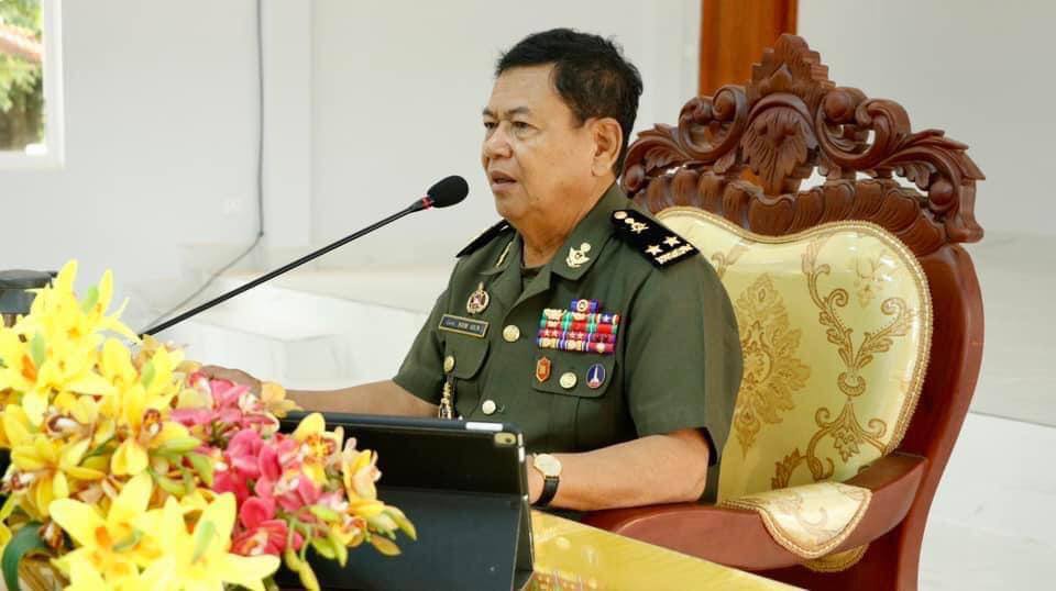 កម្លាំងចំណុះបញ្ជាការដ្ឋានសឹករងកំពង់ធំ ប្តេជ្ញាចូលរួមអនុវត្ត នូវផែន ការកំណែទម្រង់កងយោធពលខេមរភូមិន្ទ ឱ្យទទួលបានលទ្ធផលល្អ និងជោគជ័យតាមផែនការ