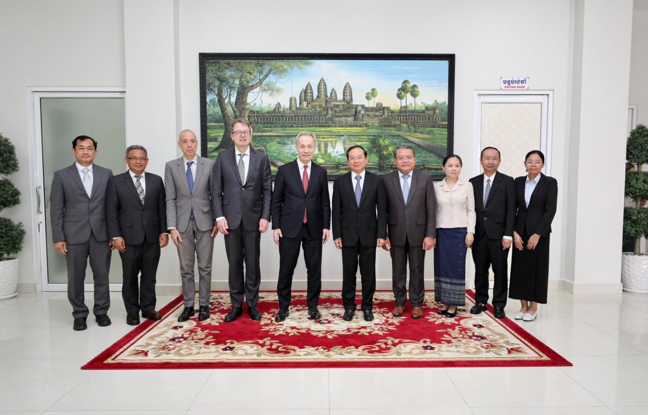 មូលនិធិស្វីស គ្រោងបញ្ជូនសាស្ត្រាចារ្យជំនាញឯកទេស មកជួយគាំទ្រដល់មន្ទីរពេទ្យគន្ធបុប្ផា ជាប្រចាំ