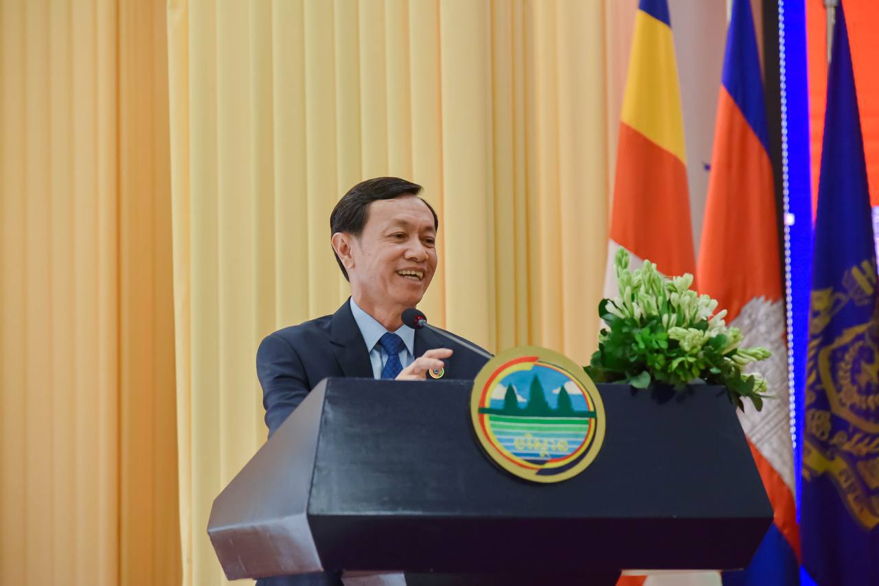 មន្រ្តីជាន់ខ្ពស់ក្រសួងបរិស្ថាន៖ ការកសាង និងអភិវឌ្ឍន៍ សមត្ថភាព មន្ត្រីរាជការឥតឈប់ឈរ ជាថ្នាលបណ្ដុះនូវធនធានមនុស្ស សម្រាប់បន្តវេនក្នុងកិច្ចអភិវឌ្ឍន៍ និង វឌ្ឍនភាពសង្គមកម្ពុជា