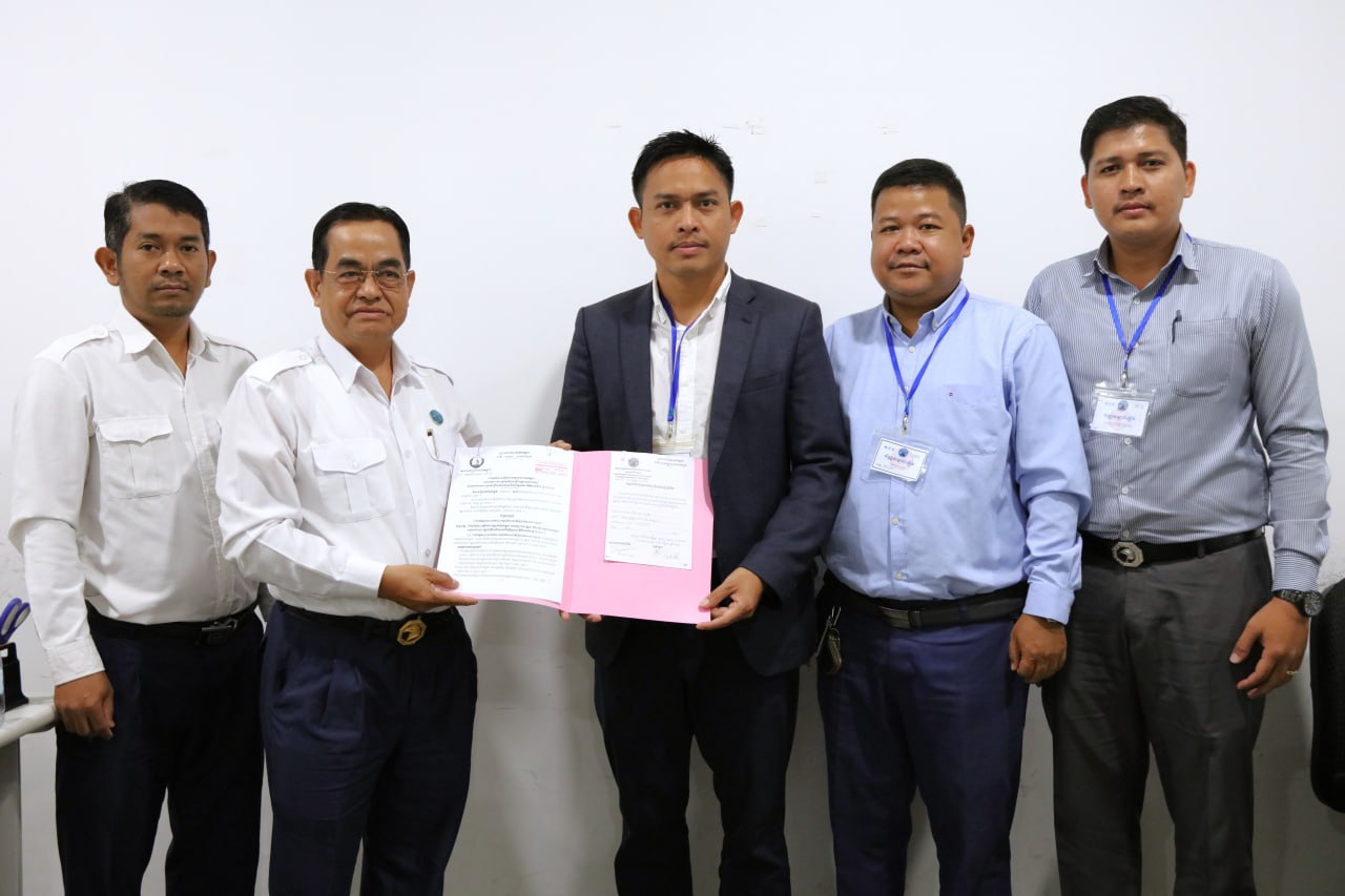 នៅថ្ងៃទី១ នៃការចុះបញ្ជី៖ មានតែគណបក្សប្រជាជន កម្ពុជា តែមួយគត់បានដាក់ពាក្យសុំចុះបញ្ជីគណបក្ស នយោបាយឈរឈ្មោះបោះឆ្នោត និងបញ្ជីបេក្ខជនឈរ ឈ្មោះសម្រាប់ការបោះឆ្នោតជ្រើសតាំងសមាជិកព្រឹទ្ធសភា