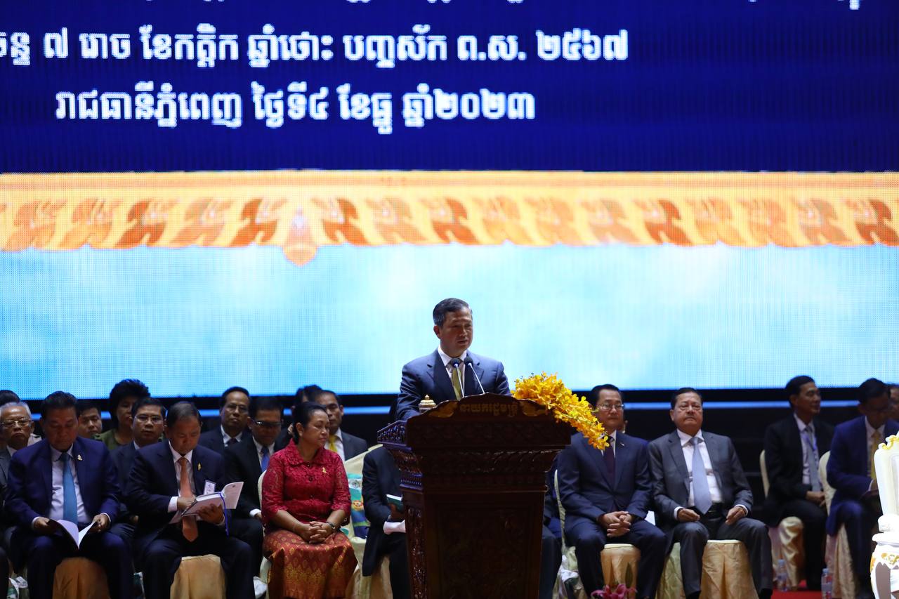 សម្តេចមហាបវរធិបតី បន្តមានប្រសាសន៍ថា ជនមានពិការភាព គឺជាតួអង្គមួយយ៉ាងសំខាន់ក្នុងការចូលរួមអភិវឌ្ឍន៍គ្រួសារ និងសហគមន៍