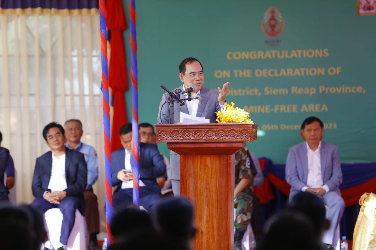 ទេសរដ្ឋមន្រ្តី លី ធុជ៖ យើងបោសសំអាតមីន ដើម្បីការរីកចម្រើនក្នុងជីវភាពរស់នៅរបស់ពលរដ្ឋឱ្យកាន់តែប្រសើរឡើង