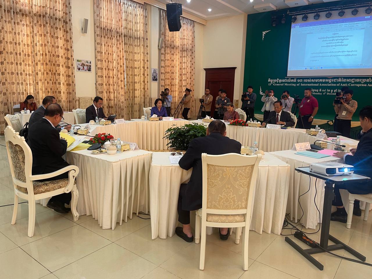 ចាប់ពីថ្ងៃទី ១ដល់៣១ ខែមករា ឆ្នាំ២០២៤ មានមន្រ្តីជិត ២ម៉ឺននាក់ នឹងត្រូវជាប់កាតព្វកិច្ចប្រកាសទ្រព្យសម្បត្តិ និងបំណុលនៅអង្គភាព ប្រឆាំងអំពើពុករលួយ
