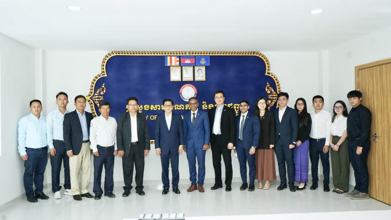 កម្ពុជា ស្នើសិង្ហបុរីពិនិត្យលទ្ធភាពបញ្ជូនអ្នកជំនាញមកបណ្តុះបណ្តាលមន្រ្តី និងនិស្សិតលើវិស័យទឹកកខ្វក់
