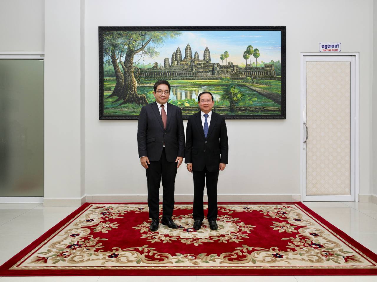 ក្រុមហ៊ុន Pfizer មាន​បំណង​ចង់​អនុវត្ត​គម្រោង​ជាមួ​យ​ក្រសួង​សុខាភិបាល តាម​រយៈ​ការ​លក់​វ៉ាក់​សាំង​របស់​ខ្លួន​ក្នុង​តម្លៃ​ទាប
