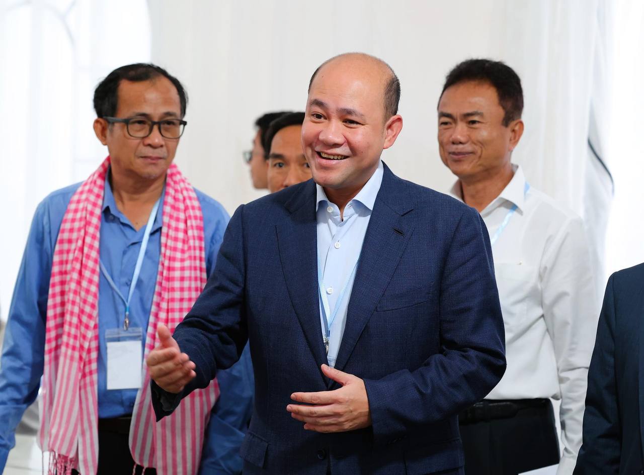 គណៈកម្មការរៀបចំការប្រឡងបាន ចុះពិនិត្យដំណើរការតាក់ តែងវិញ្ញាសា សម្រាប់ការប្រឡងប្រជែងជ្រើសរើស មន្ត្រី កសិកម្ម ឃុំ ឆ្នាំ២០២៣
