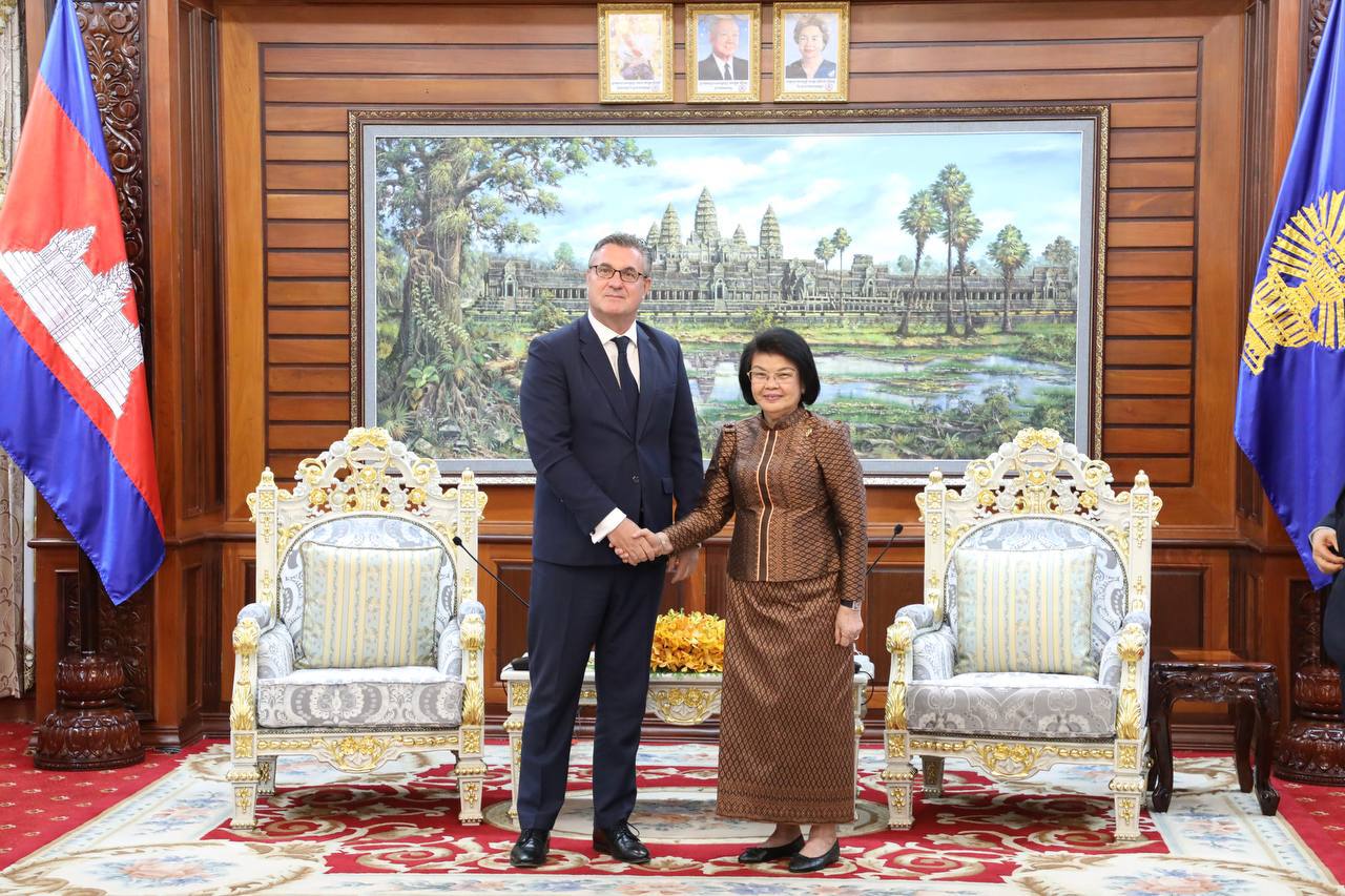 សម្តេចរដ្ឋសភាធិបតី ឃួន សុដារី ស្នើសាធារណរដ្ឋឆែកជួយពង្រឹងពង្រីកទំនាក់ទំនងកិច្ចសហប្រតិបត្តិការរដ្ឋសភាកម្ពុជា-ឆែក ឱ្យកាន់តែសកម្មនិងគ្រប់ជ្រុងជ្រោយឡើង