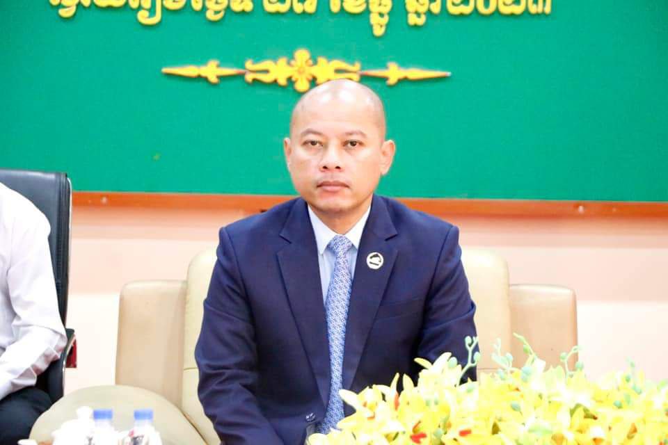 អភិបាលខេត្តស្វាយរៀង៖ ការប្រគល់មុខងារក្នុងវិស័យអប់រំចំនួន៣ មកឲ្យ រដ្ឋ បាល ក្រុង ស្រុកជាការបើកទំព័រសករាជថ្មីមួយទៀត នៃលទ្ធផលកំណែទម្រង់ ស៊ីជម្រៅរបស់រាជរដ្ឋាភិបាល