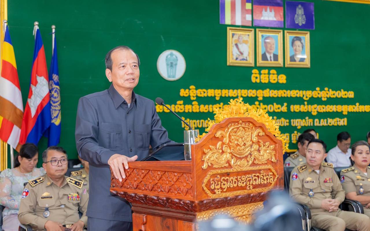 រដ្ឋមន្រ្តី ជា វ៉ាន់ដេត ជំរុញឱ្យថ្នាក់ដឹកនាំឃុំ ប៉ុស្តន៍នគរបាល ជួយផ្សព្វផ្សាយបទល្មើសបច្ចេកវិទ្យា បោកប្រាស់ នៅគ្រប់រូបភាព ទៅដល់ប្រជាពលរដ្ឋ