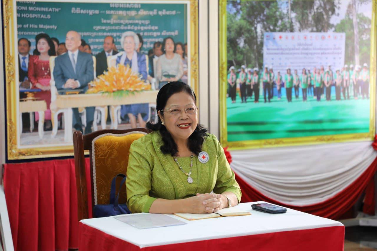 លោកជំទាវ ម៉ែន នារីសោភ័គ សំណេះសំណាលជាមួយក្រុមនិស្សិតជ័យលាភីអាហារូបករណ៍ រដ្ឋាភិបាលអូស្ត្រាលី ចំនួន ២២នាក់