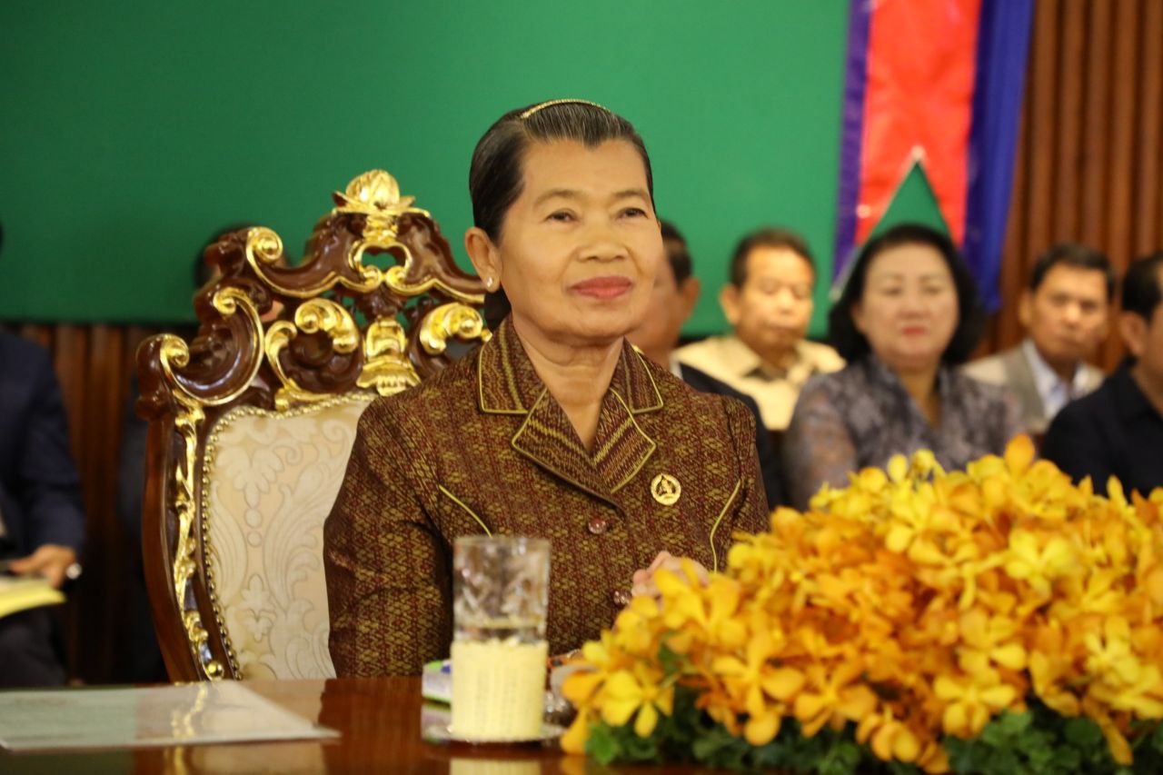 សម្តេច ម៉ែន សំអន ណែនាំឲ្យសមាជិក សមាជិកា គណបក្សប្រជាជន បន្តរួមគ្នា បម្រើប្រជាពលរដ្ឋឱ្យអស់លទ្ធភាព
