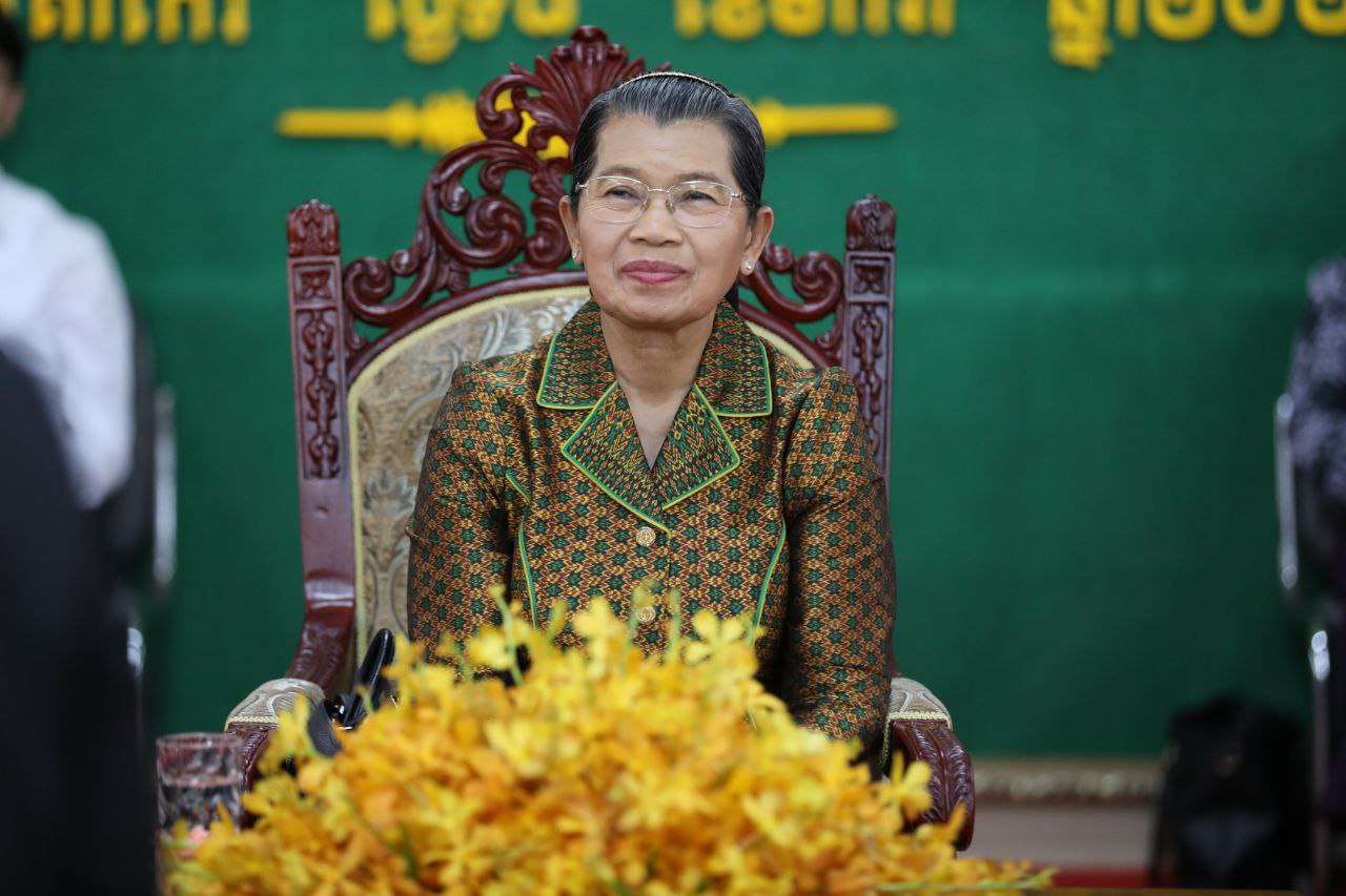 សម្តេចកិត្តិសង្គហបណ្ឌិត ម៉ែន សំអន ផ្តាំផ្ញើ ប្រធាន អនុប្រធាន ក្រុមការងារ គណបក្ស ចុះមូលដ្ឋាន បន្តខិតខំប្រឹងប្រែងចូលរួមអភិវឌ្ឍន៍ ខេត្តតាកែវ