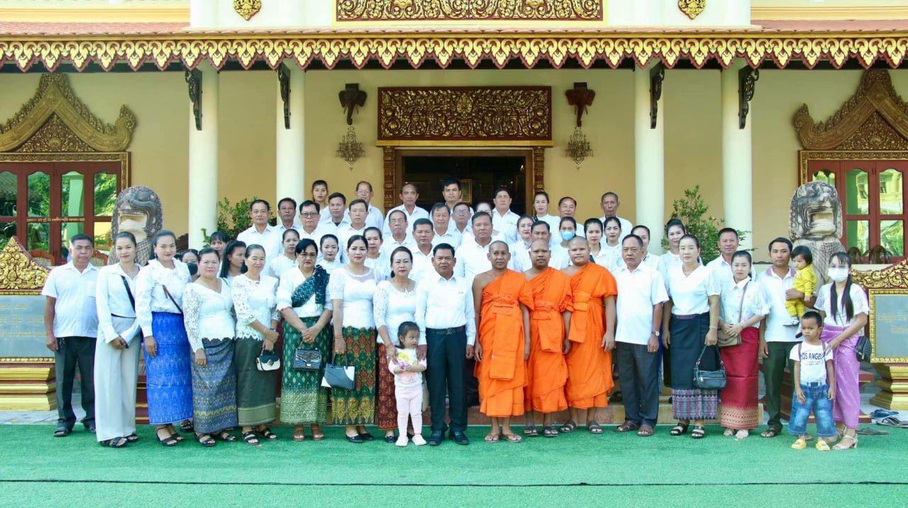 សឹករងកំពង់ធំ ប្រគេនគ្រឿងឧបភោគបរិភោគ និងបច្ច័យ សម្រាប់ទទួលព្រះសង្ឃ ជាង ៥០០អង្គ និមន្តមកប្រឡងយកវិញ្ញាបនបត្រពុទ្ធិកបឋមសិក្សាបាលីរង រយៈពេលបីថ្ងៃ
