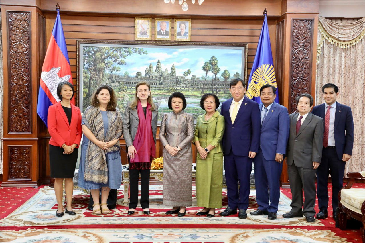 រដ្ឋសភាកម្ពុជា ប្រកាន់ខ្ជាប់ ការពារគោលការណ៍សិទ្ធិមនុស្ស ដែល មានចែ ង ក្នុងរដ្ឋធម្មនុញ្ញរបស់កម្ពុជា