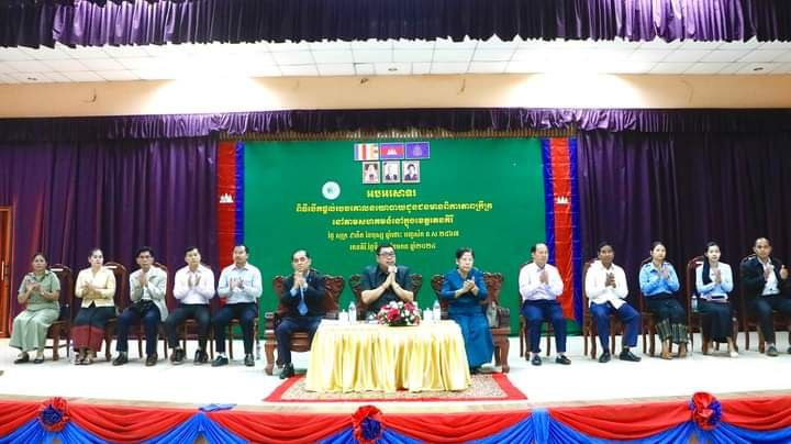ជនមានភាពពិការក្រីក្រក្នុងខេត្តរតនគិរីចំនួន៥០០នាក់ ទទួល បានប្រាក់របបគោលនយោបាយ