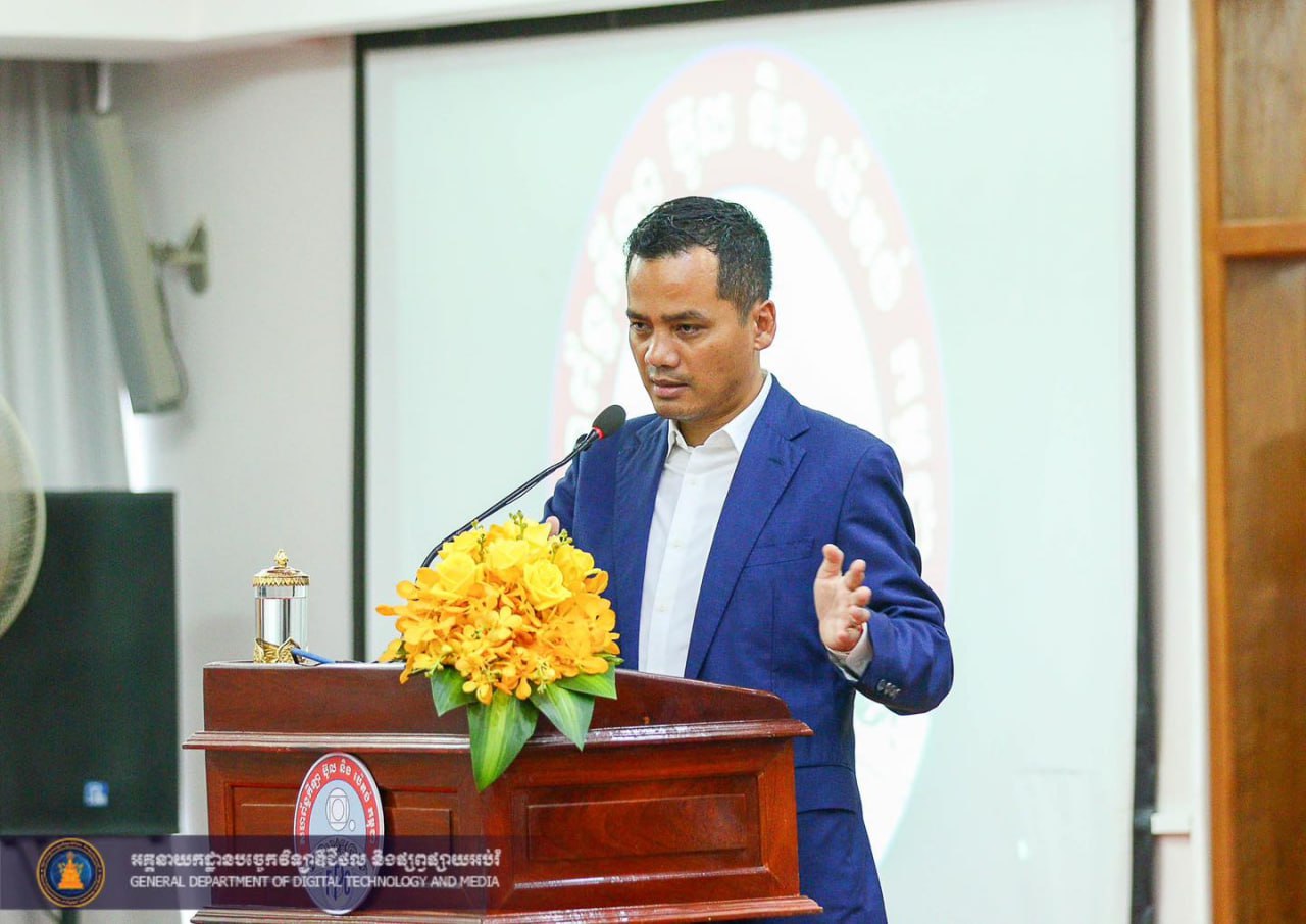 ឯកឧត្ដមអភិសន្តិបណ្ឌិត ស សុខា ស្នើឲ្យសហព័ន្ធ ប្រឹងប្រែងពង្រឹងសមត្ថភាព បង្កើនការហ្វឹកហាត់ ការបណ្ដុះបណ្ដាល និងពង្រឹងកិច្ចសហប្រតិបត្តិការល្អរវាងសម្ព័ន្ធ-ក្លិប