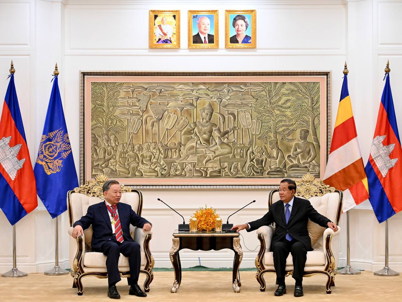 កម្ពុជា-វៀតណាម: មិនអនុញ្ញាតឱ្យកម្លាំងអមិត្តណាមួយ ប្រើប្រាស់ទឹកដីរបស់ខ្លួន ដើម្បីប្រឆាំងជាមួយនឹងប្រទេសវៀតណាម ឬក៏ប្រឆាំងនឹងប្រទេសកម្ពុជា នោះឡើយ