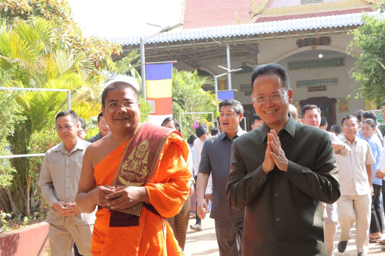 ឯកឧត្តមបណ្ឌិត អ៊ាង សុផល្លែត៖ សមិទ្ធផល ក្នុងវត្តឧត្ដមរង្សីរស្មីមហាសាមគ្គី សោយ រាម ខេត្តត្បូងឃ្មុំ តម្លៃជិត ១២ម៉ឺនដុល្លារ បានសម្ពោធឆ្លង ដាក់ឱ្យប្រើ ប្រាស់