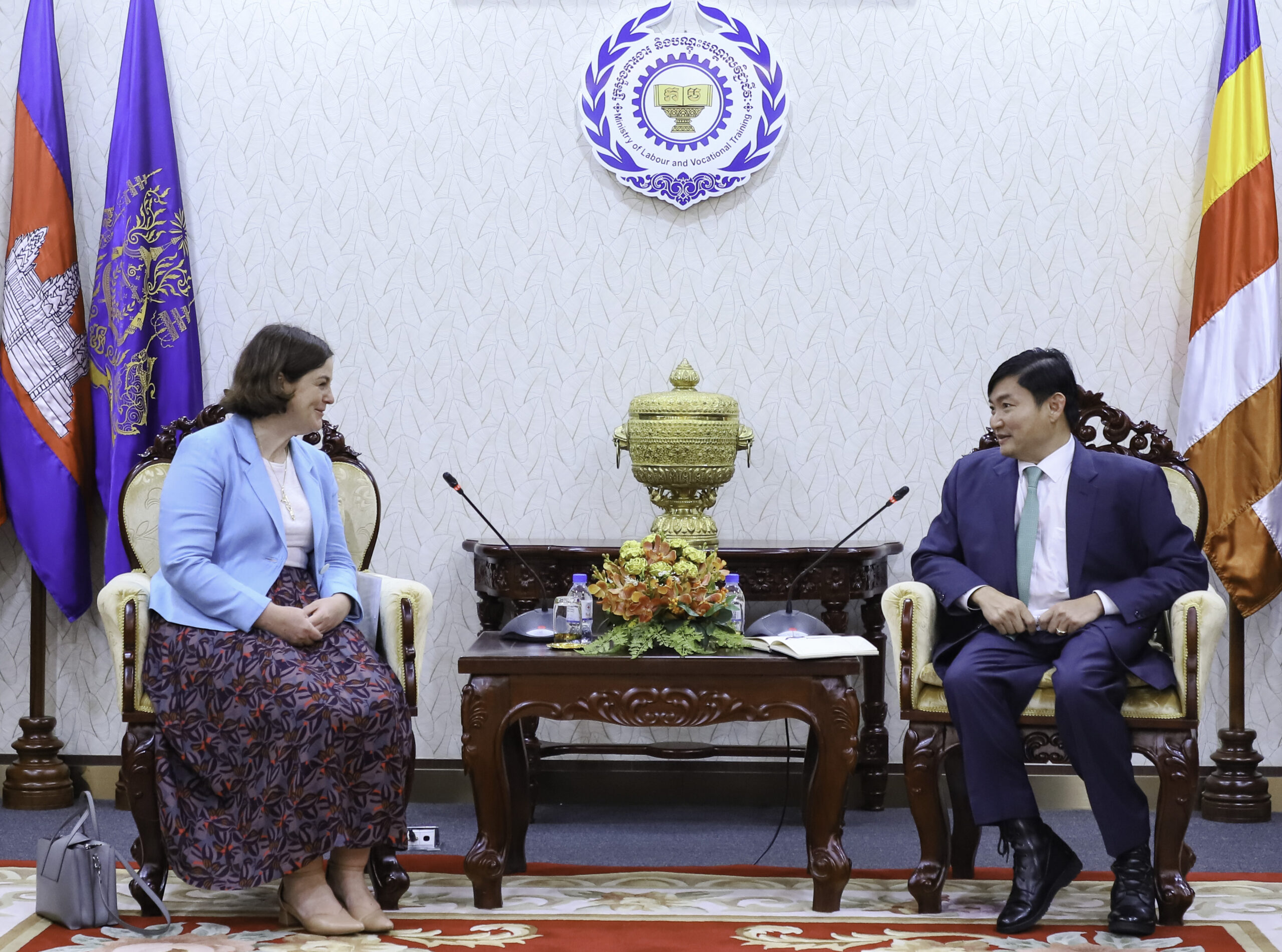 ADB សរសើរកម្មវិធីបណ្តុះបណ្តាលជំនាញបច្ចេកទេសរបស់កម្ពុជា ថា ជាឱកាសគន្លឹះ សម្រាប់ទាក់ទាញ វិនិយោគិនបរទេស