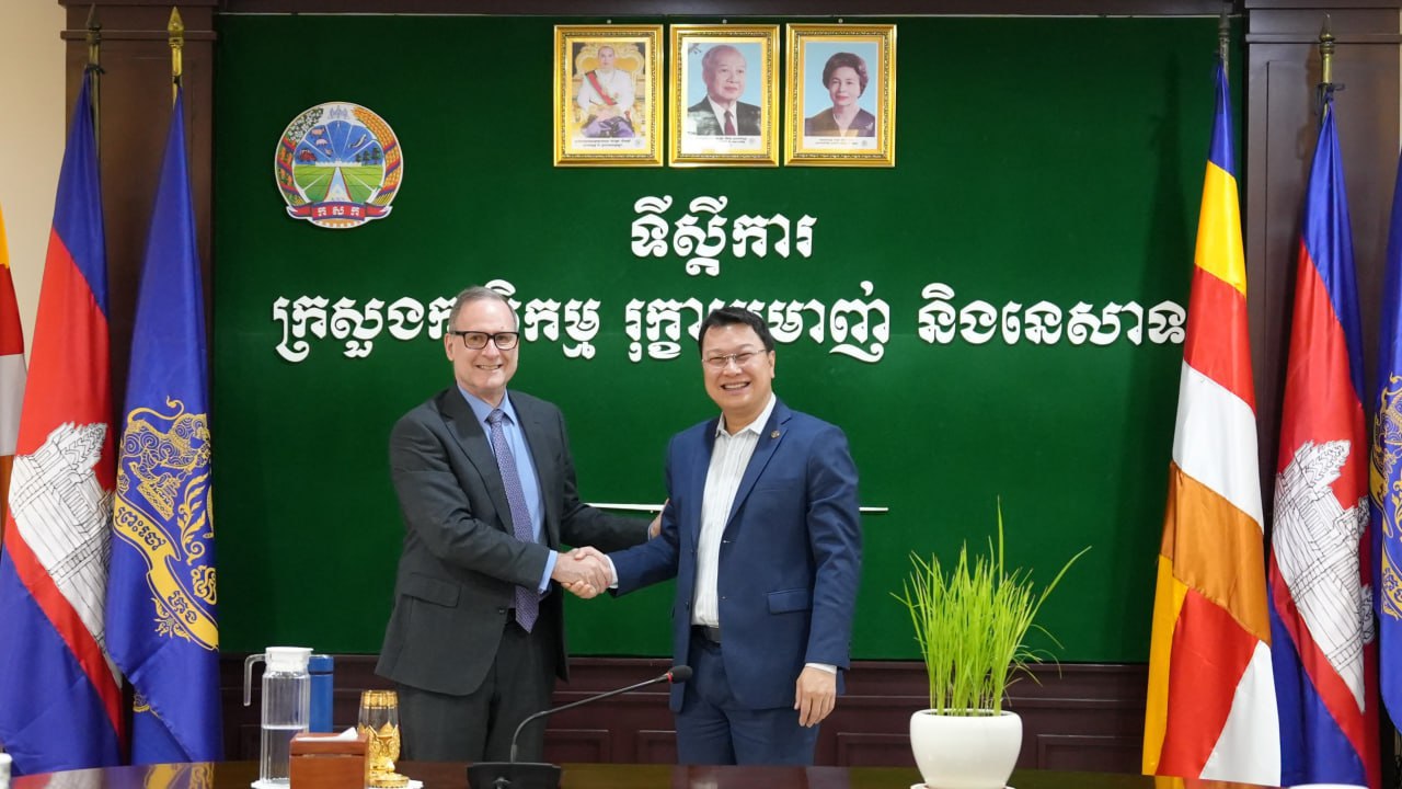 ឯកឧត្តម ឌិត ទីណា ៖ គោលនយោបាយរបស់ក្រសួងកសិកម្ម ផ្ដោតសំខាន់លើសន្តិសុខស្បៀង និរន្តរភាពសេដ្ឋកិច្ច និងបរិស្ថាន